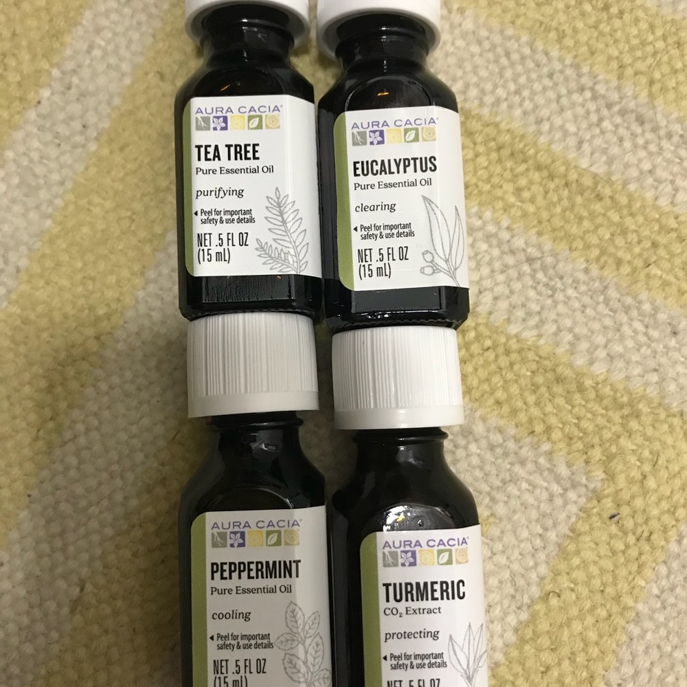 Aura Cacia Essential Oils (4 .05 oz bottles)
